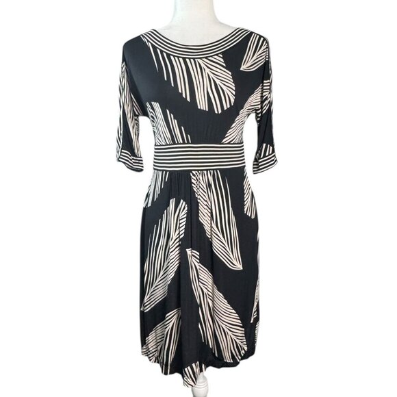 BCBGMaxazria Black & Cream Palm Frans Stretch Shift Dress Women's Size M - Picture 2 of 8